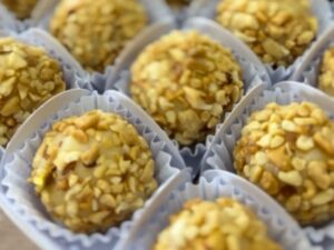 Brigadeiro de Amendoin - 100 Uni