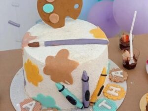 Bolo 15cm /10 personalizado 300.00 com duas camadas de.recheio a escolher